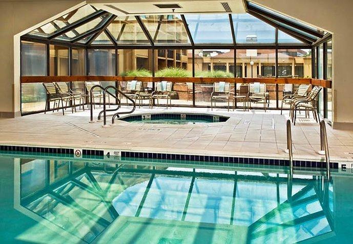 Courtyard By Marriott North/white Oak Hotel 3*